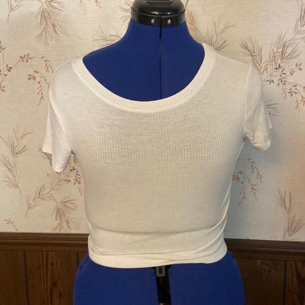 White ribbed crop top